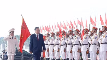 Top leader requests innovation in working methods to ensure proactive security in all situations