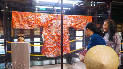 Over 100 Nguyen Dynasty artifacts on display in Hue