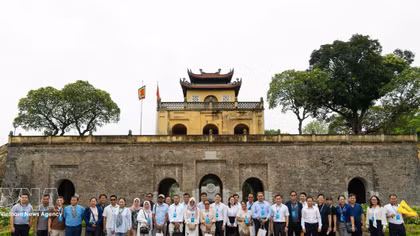 ASEAN city leaders explore Hanoi's heritage sites