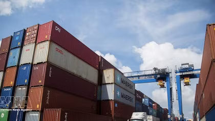 Business confidence in Vietnam rebounds strongly: UOB