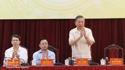 Top leader requests Hanoi to develop rapidly, ensure quality, identity and better livability