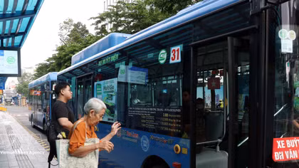 Ho Chi Minh City: Free bus fares drive increase in bus, metro ridership