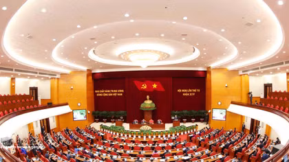Second working day of 14th Party Central Committee's fourth plenum