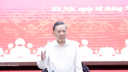 Top leader urges Hanoi to pursue faster, higher-quality growth
