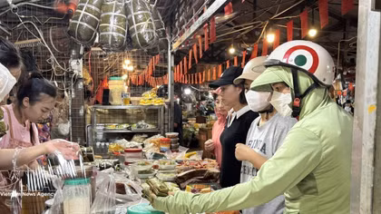 Vu Lan market sees strong demand for vegetarian offerings, online services