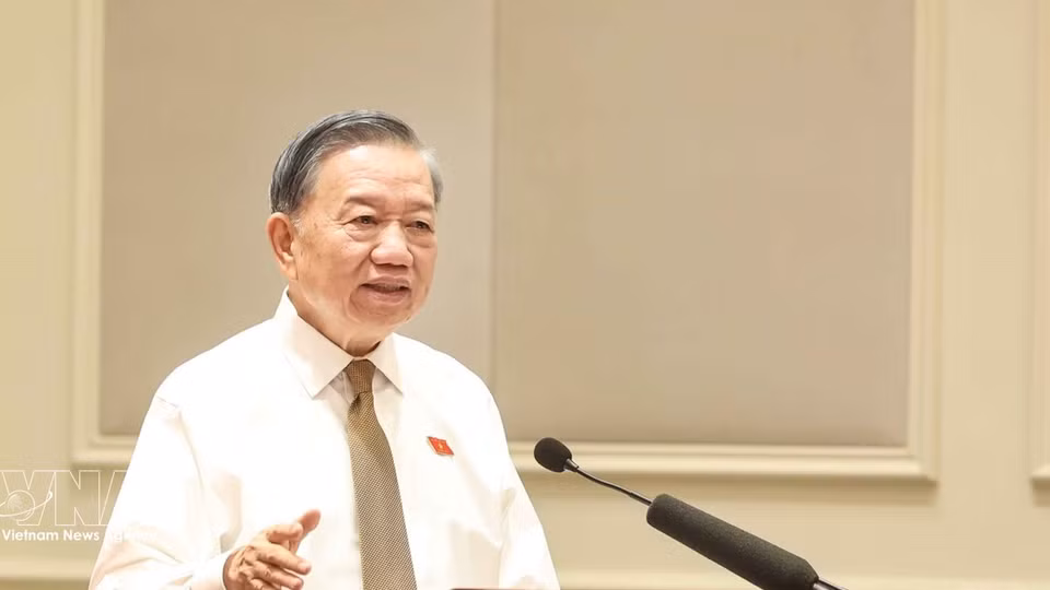 General Secretary and President To Lam calls with female deputies to help shape national development policies