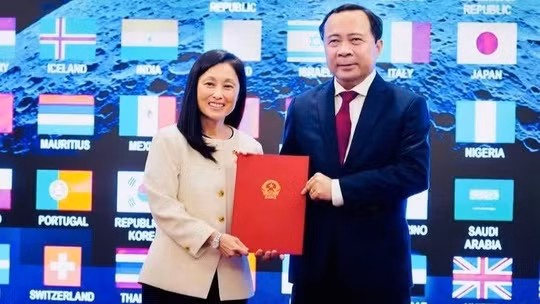Vietnam joins Artemis Accords on space exploration
