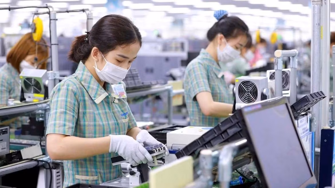 Vietnam breaks into global Top 30 for competitiveness, but challenges remain. (Illustrative image)