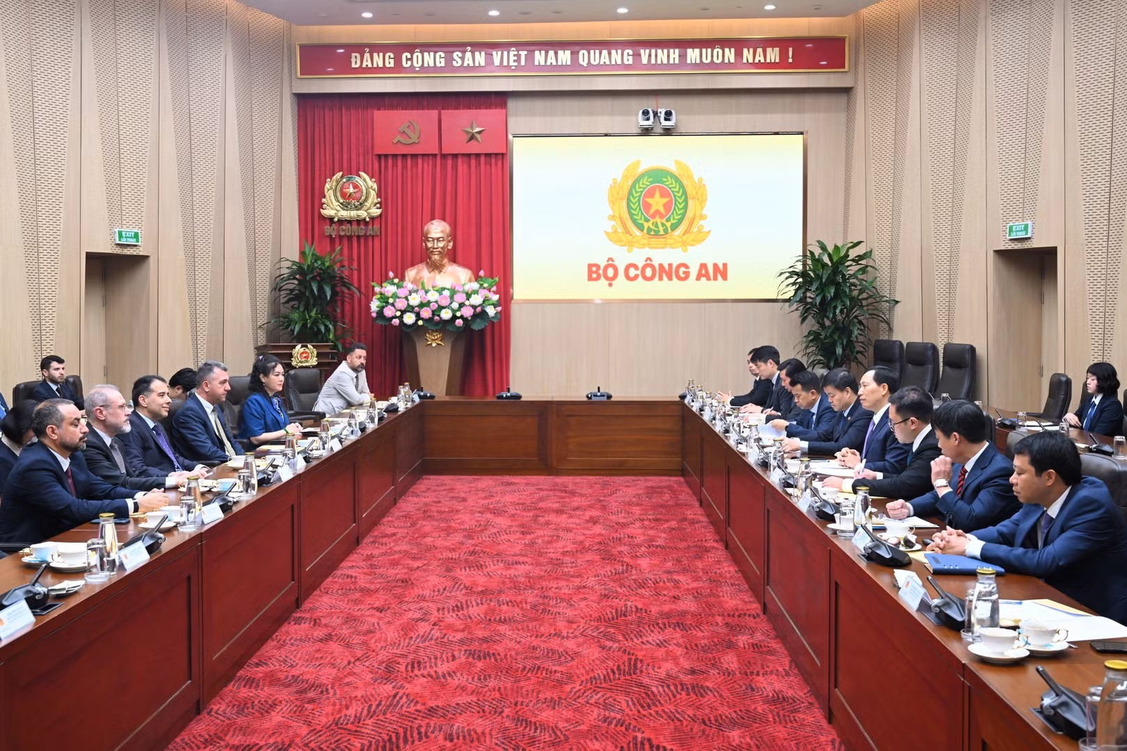 Overview of the meeting.