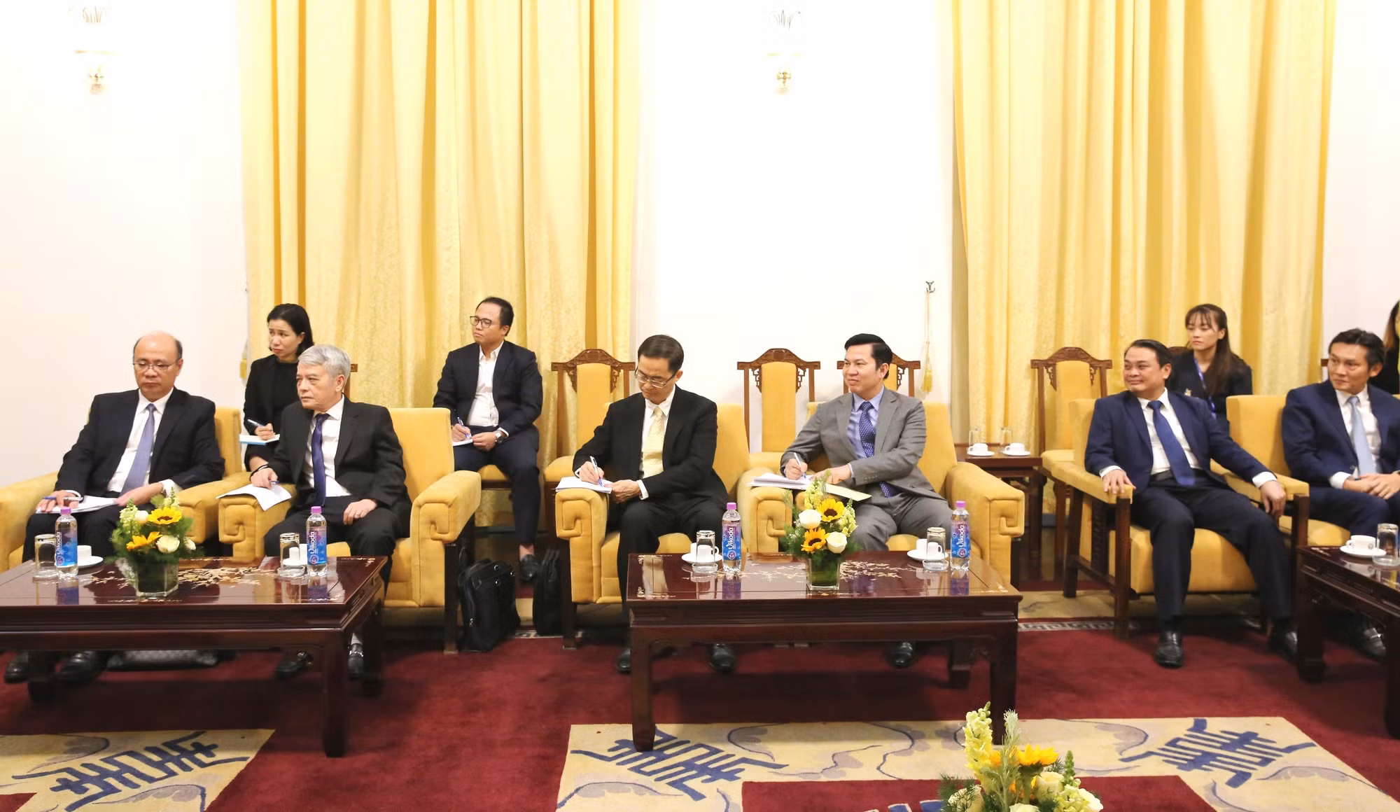 Overview of the meeting.