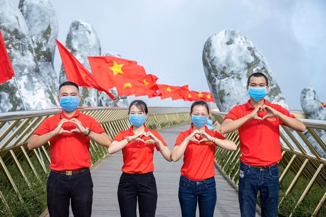 National flags will be put up along the 150m famous Golden Bridge for a week to welcome back visitors