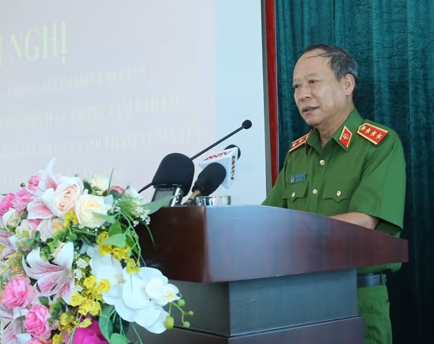 Senior Lieutenant General Le Quy Vuong speaking at the event. Senior Lieutenant General Le Quy Vuong speaking at the event.