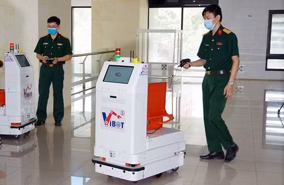 A Vibot can carry goods weighing 100 kilos (Source: qdnd.vn)