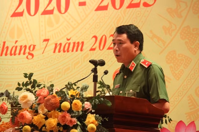 Major General Le Quoc Hung, Member of the Public Security Central Party Committee (PSCPC) and Deputy Minister of Public Security speaking at the event.