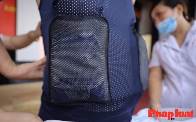 The cooling dry ice packs. Photo: PL The cooling dry ice packs. Photo: PL