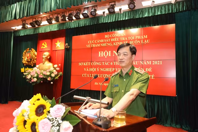 Deputy Minister Nguyen Duy Ngoc speaking at the event.