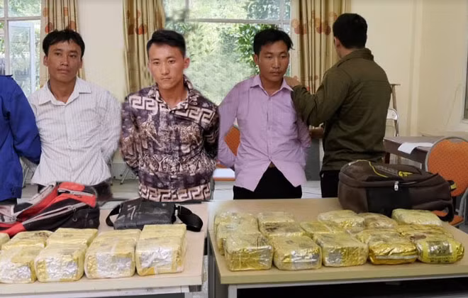 Lao Cai police bust biggest drug trafficking ring ảnh 1