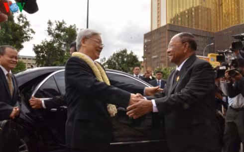 The Party chief made the statement at a July 20 meeting with Honorary President of the Cambodian People’s Party (CPP) and President of the National Assembly Heng Samrin in Phnom Penh.