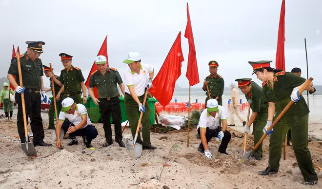Environment police join hands to protect marine ecology.