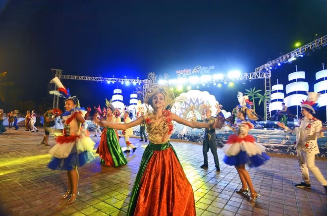 The event includes many cultural and sports activities.