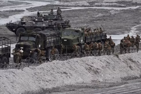 Philippine and US troops on November 16 began their joint training exercises, which will last through December 14.