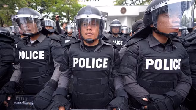 Thailand tightens security in south aftẻ a psate of attacks on southern shools. (Photo: Internet)