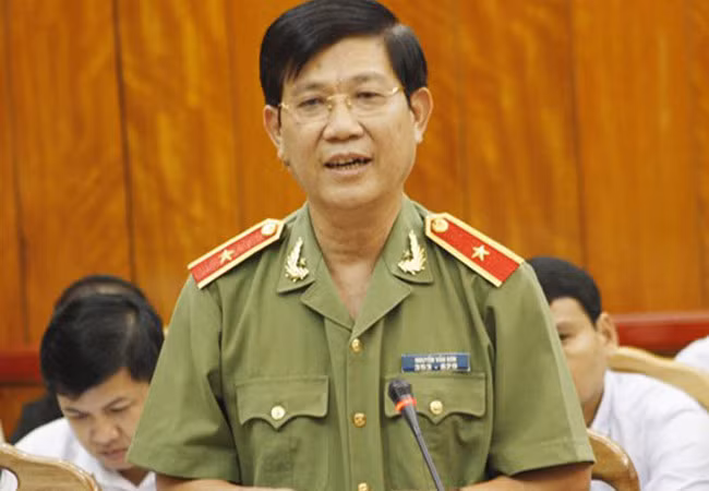 Major General Nguyen Van Son. Major General Nguyen Van Son.