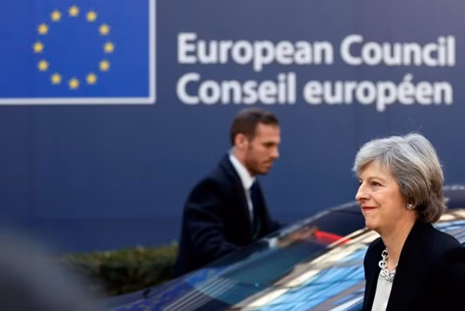Britain's Prime Minister Theresa May arrives at a European Union leaders summit in Brussels, Belgium December 15, 2016. REUTERS/Francois Lenoir