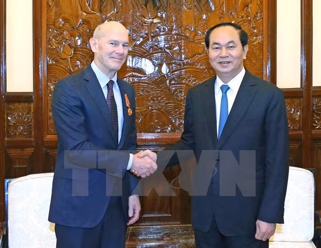 President Tran Dai Quang and President of the World Vision International (WVI) Kevin Jenkins in Hanoi (Photo: VNA)