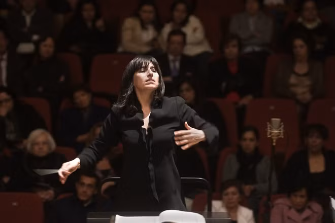 A concert performance by French conductor Nathalie Marin, soloist Vu Viet Chuong and the Vietnam National Symphony Orchestra will take place at the Hanoi Opera House on December 15. A concert performance by French conductor Nathalie Marin, soloist Vu Viet Chuong and the Vietnam National Symphony Orchestra will take place at the Hanoi Opera House on December 15.