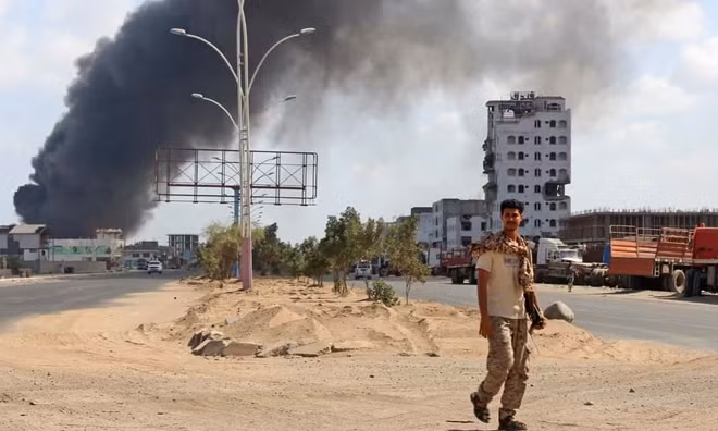 At least 14 dead in attack on Yemen counter-terrorism base ảnh 1