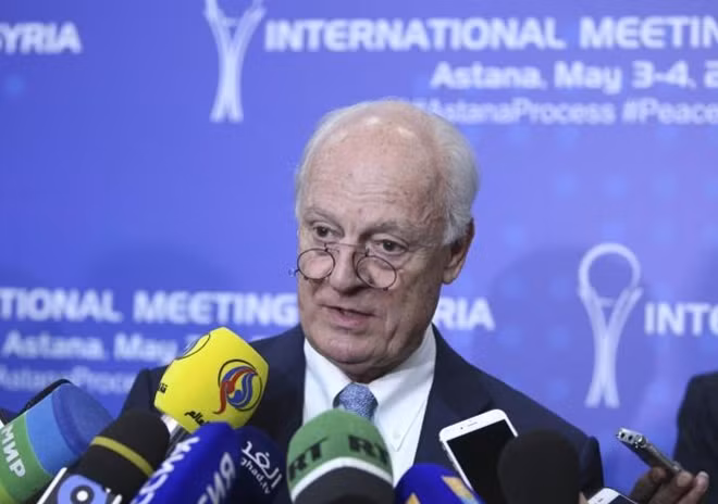 U.N. Special Envoy for Syria Staffan de Mistura speaks to the media during the fourth round of Syria peace talks in Astana, Kazakhstan, May 4, 2017. REUTERS/Mukhtar Kholdorbekov