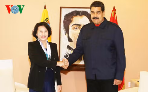National Assembly Chairwoman Nguyen Thi Kim Ngan meeting Venezuelan President Nicolas Maduro. National Assembly Chairwoman Nguyen Thi Kim Ngan meeting Venezuelan President Nicolas Maduro.