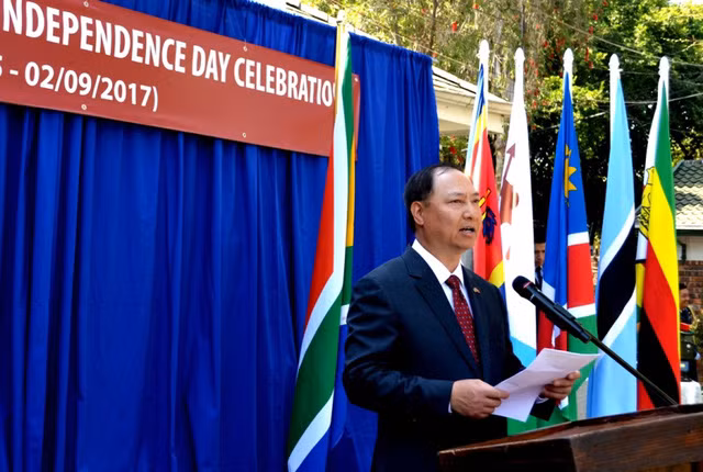 The Vietnamese Embassy in South Africa held a ceremony on Wednesday to celebrate the 72nd anniversary of Vietnam’s National Day, with the participation of representatives from the South African Foreign Ministry; Ambassador Bene M'Poko, Dean of the Diplomatic Corps accredited in South Africa; and over 400 invitees, together with overseas Vietnamese living, studying and working in South Africa.