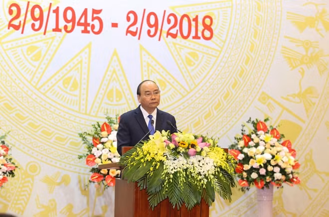 On behalf of the Party, the State and people, Prime Minister Nguyen Xuan Phuc warmly welcomed the international guests and friends to the event.