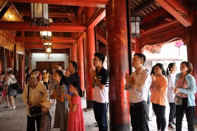 The Temple of Literature in Hanoi was built in 1070 as a temple to Confucius. The Temple of Literature serves as the place to honor outstanding valedictorians of the Hanoi-based universities and colleges and to organize exhibitions of feudal examinations and seminars on stone steles with the names of doctors in old times.