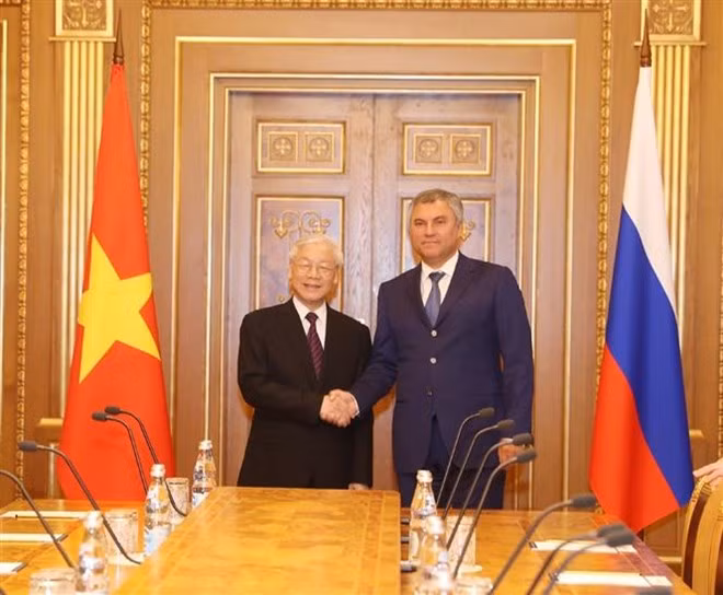 Chairman of Russian State Duma hails visit by Vietnamese Party leader.