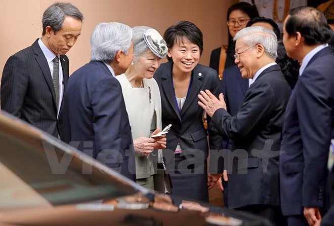 Party General Secretary Nguyen Phu Trong hosting a reception on March 3 for Japanese Emperor Akihito and Empress Michiko.
