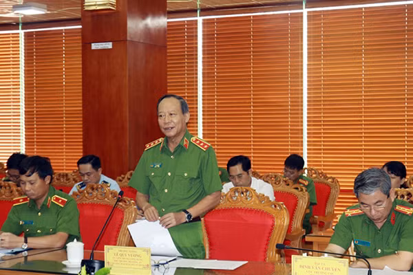 Deputy Minister Le Quy Vuong speaks at the event.