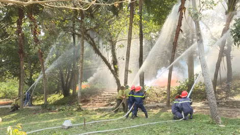 According to the Phu Tho Provincial Police, plans on fire fighting and traffic control have also been crafted.