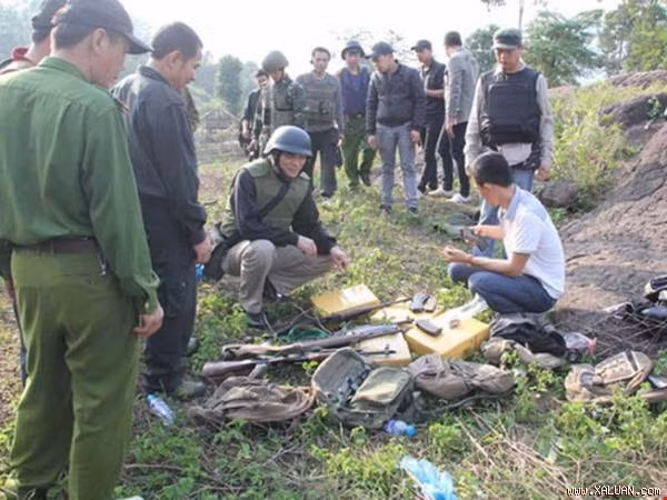 In Van Ho district (Son La province) and Mai Chau district (Hoa Binh province) particularly, police forces has dissolved 6 specialized cases, arresting 16 subjects, seizing 14.18 kg heroin, 18,000 tablets of synthetic drugs and many related documents and assets.