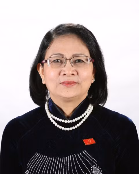 Mme. Dang Thi Ngoc Thinh. Mme. Dang Thi Ngoc Thinh.