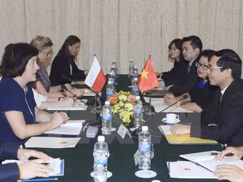 At the event in Hanoi on Oct. 12. (Photo: VNA)
