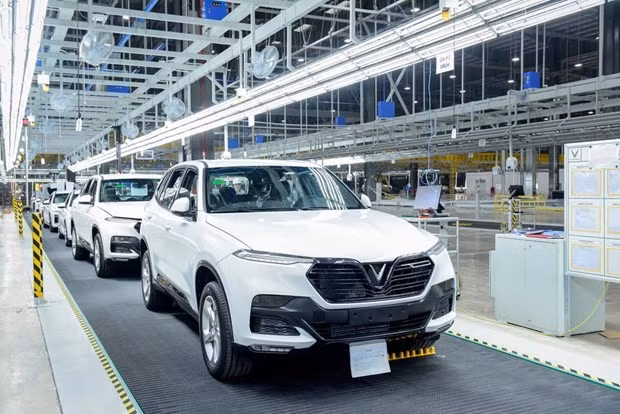 VinFast to complete automobile factory in June.
