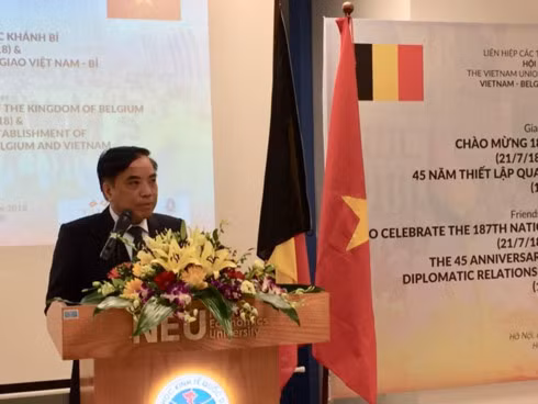 Chairman of the Vietnam-Belgium Friendship Association Pham Manh Hung speaks at the exchange in Hanoi on July 20. Chairman of the Vietnam-Belgium Friendship Association Pham Manh Hung speaks at the exchange in Hanoi on July 20.