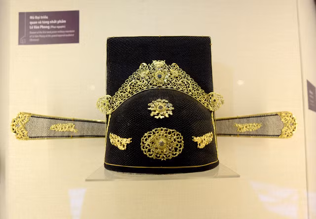 New royal fashion exhibit honours Nguyen Dynasty ảnh 3 New royal fashion exhibit honours Nguyen Dynasty ảnh 3