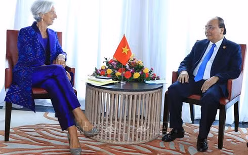 Prime Minister Nguyen Xuan Phuc meets with IMF Managing Director Christine Lagarde. Photo: VNA Prime Minister Nguyen Xuan Phuc meets with IMF Managing Director Christine Lagarde. Photo: VNA