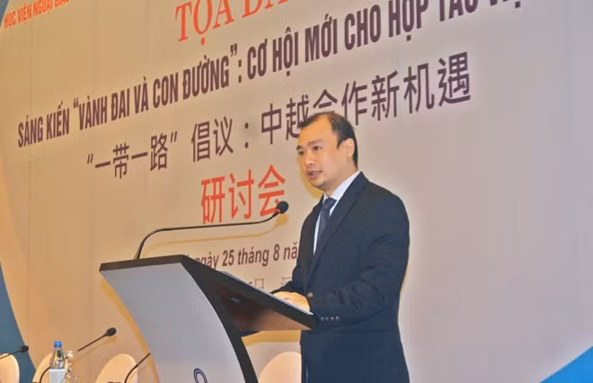 Doctor Le Hai Binh, Deputy Director of the Diplomatic Academy of Vietnam.