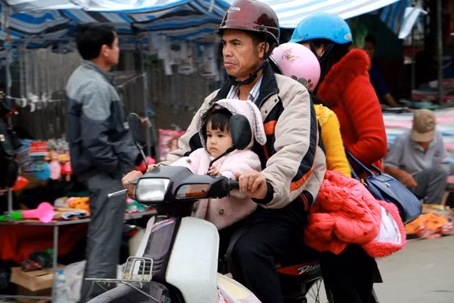 Many families taking their children to join the market very early