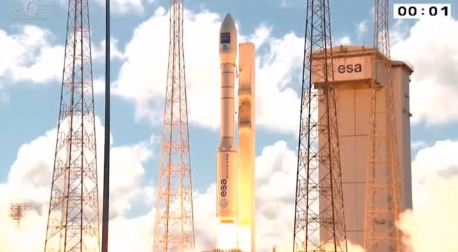 With these complications in the past, Göktürk-1 is now ready to begin its seven-year mission from 700 kilometers up. The satellite is designed to provide very high-resolution images for civilian and military applications. Photo: Space.com